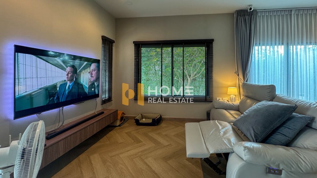 For RentHouseSamut Prakan,Samrong : Grand Britania, Bang Na - Suvarnabhumi / 4 Bedrooms (Rental), Grand Britania Bangna - SUVARNAPUMI / 4 Bedrooms (For Rent) AIM054