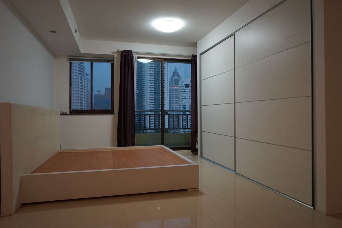 For SaleCondoSathorn, Narathiwat : (Code T075) Condo for sale, Supalai Oriental Place Sathorn - Suanplu, near MRT Lumpini