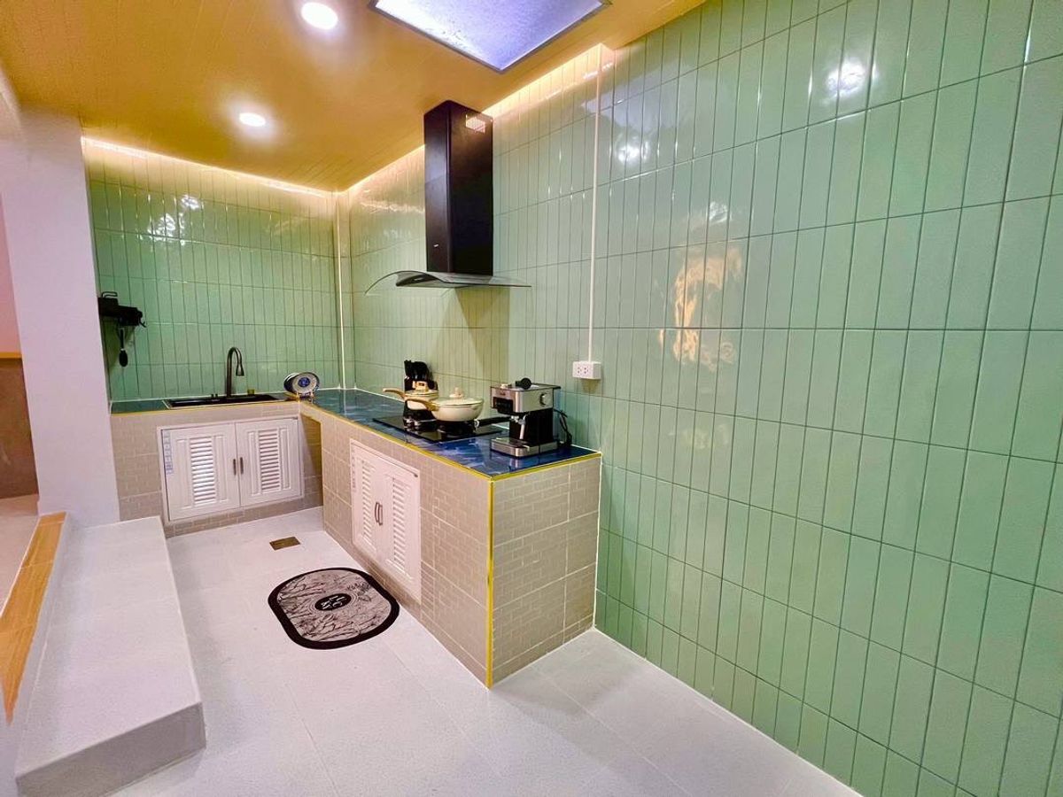 For SaleTownhomeBangna, Bearing, Lasalle : 2-storey Town sells, Indy, Bang Na-Trat, Km. 26 (Soi ABAC), size 22 square wah, 2 bedrooms, Bang Bo Subdistrict, Bang Bo District, Samut Prakan Province