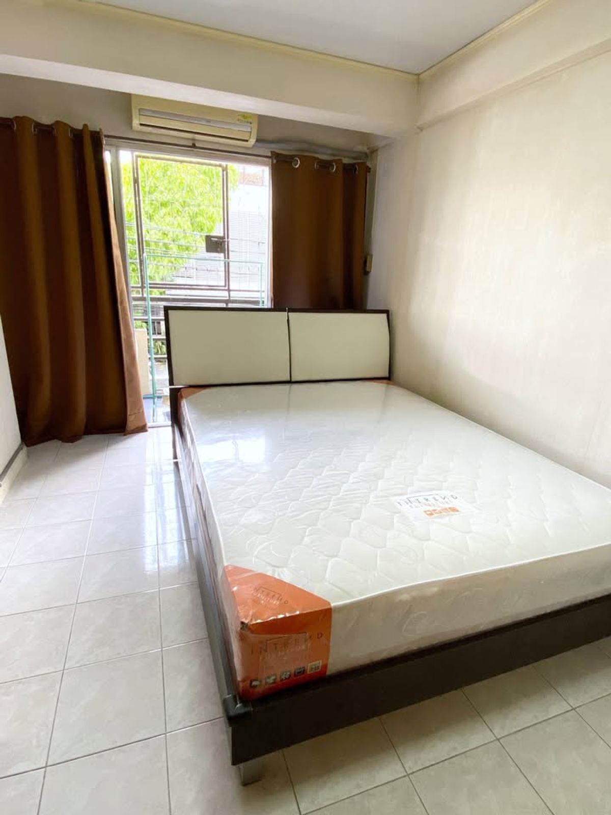 For SaleCondoRama9, Petchburi, RCA : Condo for sale in Dultiya Charisma. Convenient to travel. Near the Orange Line (S4932)