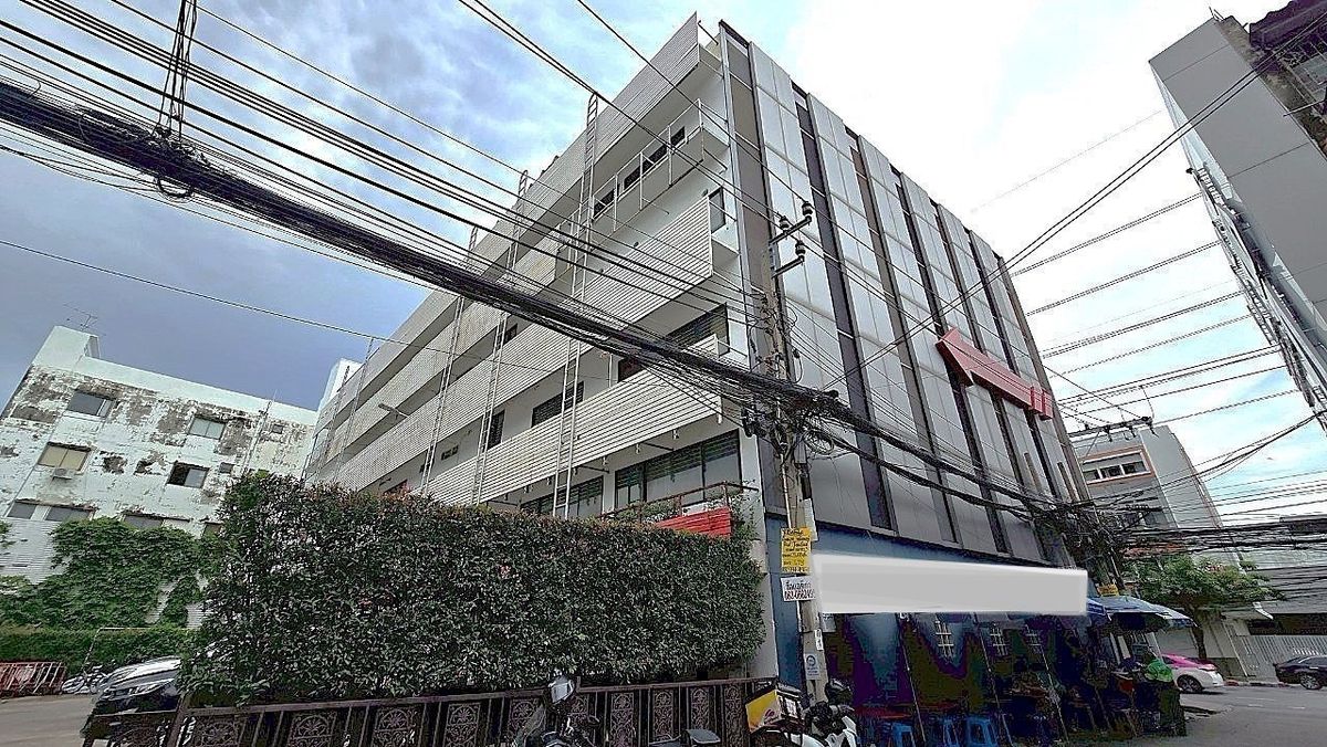For RentShop HouseOnnut, Udomsuk : Commercial Building with Warehouse for Rent – Ekkamai–Phra Khanong ** NO CO-AGENT ** 