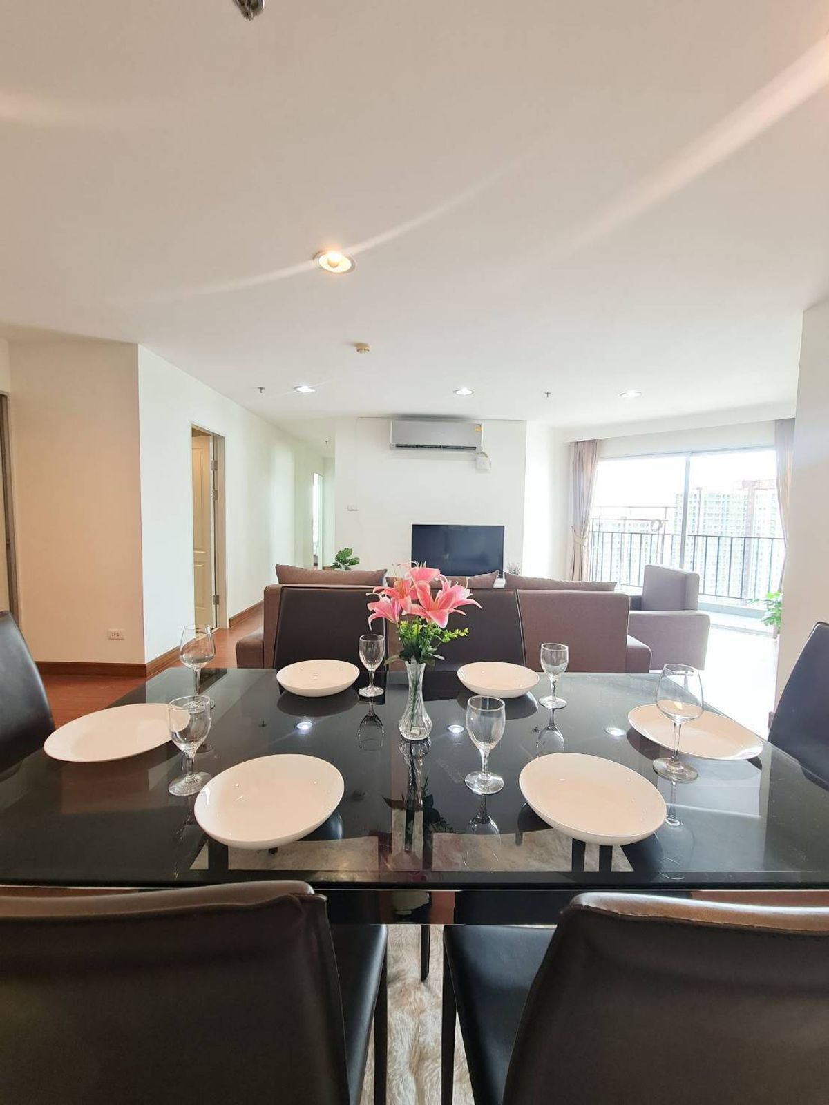 For RentCondoRama9, Petchburi, RCA : Rent Belle Grand Rama 9 (Bel Grand Rama 9)