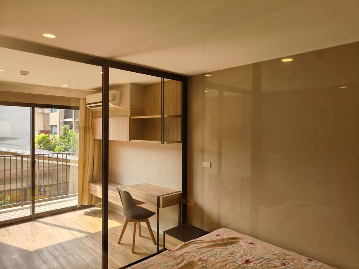 ขายคอนโดสาทร นราธิวาส : (19246) Blossom Condo @ Sathorn - Charoenrat