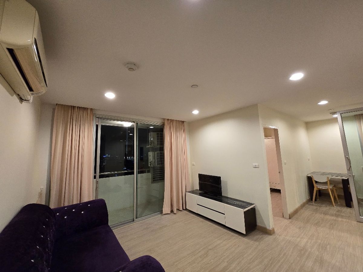 For RentCondoSathorn, Narathiwat : Condo For Rent | The Best Value In The Project “The Station (Sathorn@Bangrak)” 45 Sq.m. Near BTS Saphan Taksin
