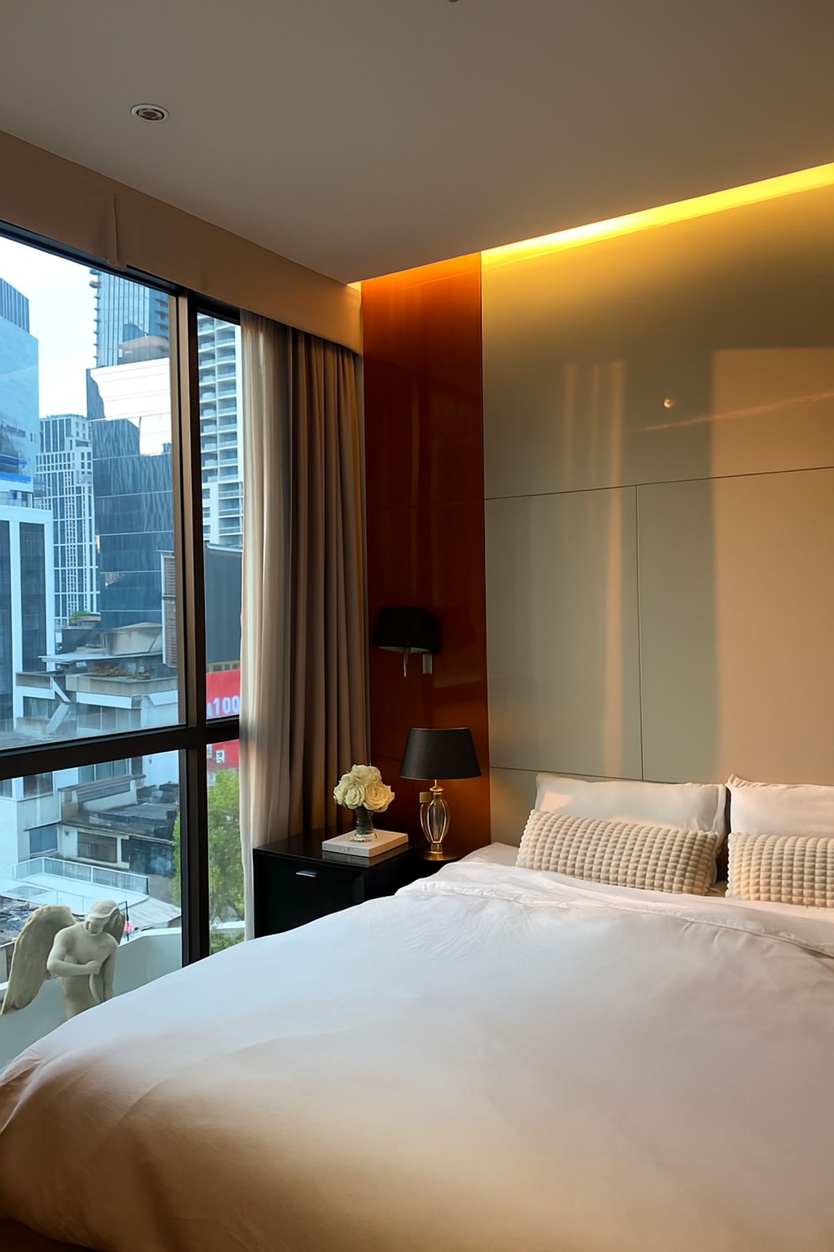 ขายคอนโดสุขุมวิท อโศก ทองหล่อ : 🏙️ The Address สุขุมวิท 28  – Luxury Living in the Heart of Bangkok! ✨