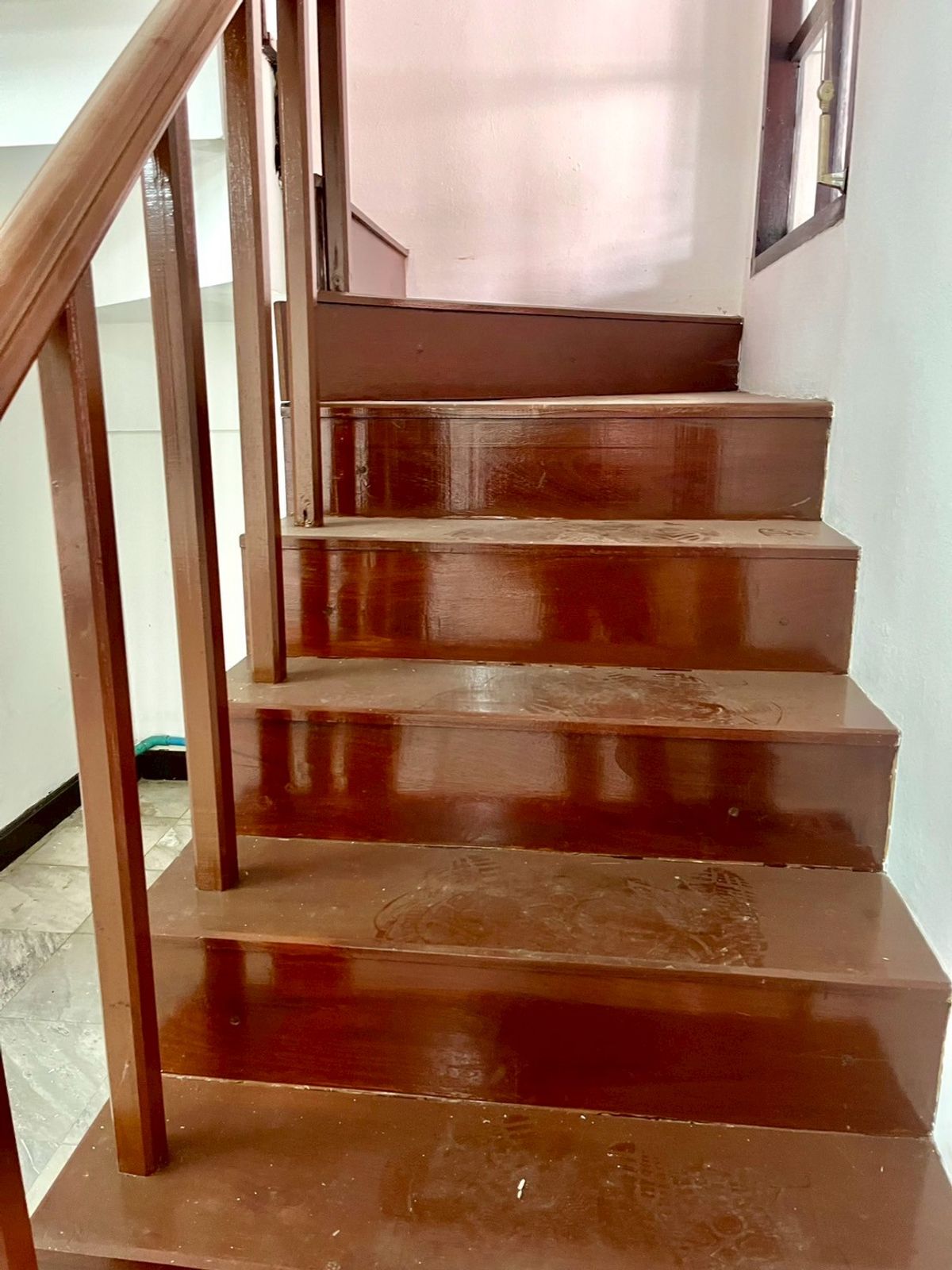 ขายทาวน์โฮมสมุทรปราการ สำโรง : ขายทาวน์โฮม 3 ชั้น สไตล์โรมัน หมู่บ้านร่มเย็นวิลล์ เนื้อที่ 24 ตารางวา 4 ห้องนอน ตำบลบางเมือง อำเภอเมืองสมุทรปราการ จังหวัดสมุทรปราการ