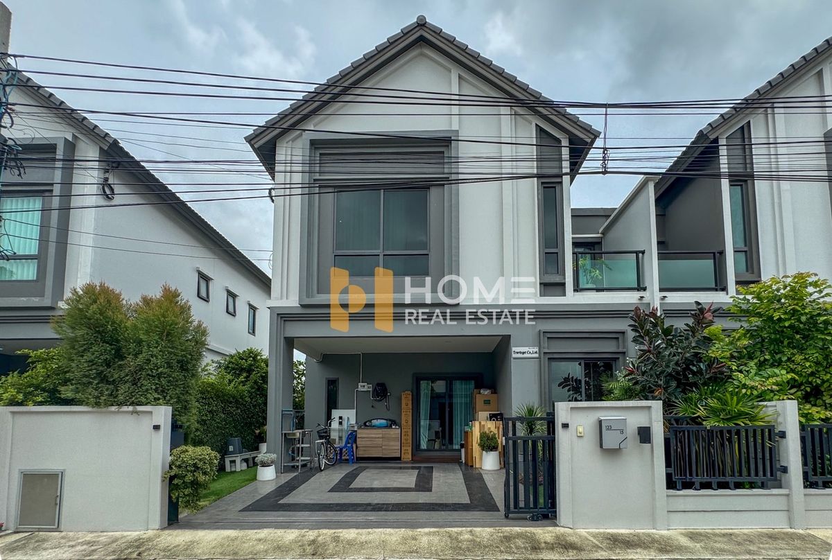 ขายบ้านสมุทรปราการ สำโรง : แกรนด์ บริทาเนีย บางนา - สุวรรณภูมิ / 4 ห้องนอน (ขาย), Grand Britania Bangna - Suvarnapumi / 4 Bedrooms (FOR SALE) AIM054