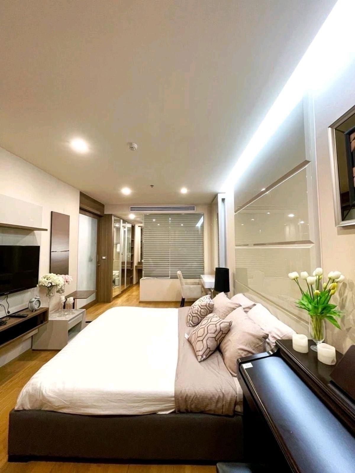 ให้เช่าคอนโดสาทร นราธิวาส : 📍โครงการ : The Address สาทร 12
🚇 ใกล้ BTS เซนต์หลุยส์ (เชื่อมต่อซอยสีลม 9)
💵 ราคาเช่า : 36,000 บาท / เดือน ✅ 
