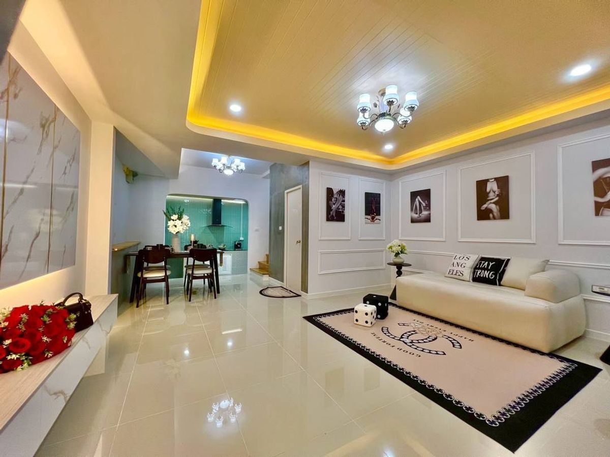 For SaleTownhomeBangna, Bearing, Lasalle : 2-storey Town sells, Indy, Bang Na-Trat, Km. 26 (Soi ABAC), size 22 square wah, 2 bedrooms, Bang Bo Subdistrict, Bang Bo District, Samut Prakan Province
