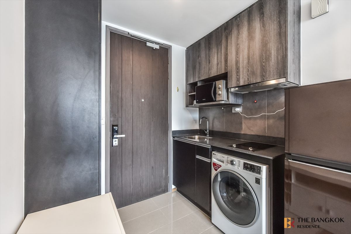 For RentCondoSiam Paragon ,Chulalongkorn,Samyan :  Ashton Chula-Silom 🛏️ Renovated unit, Move-in ready 💚 Near MRT Samyan 