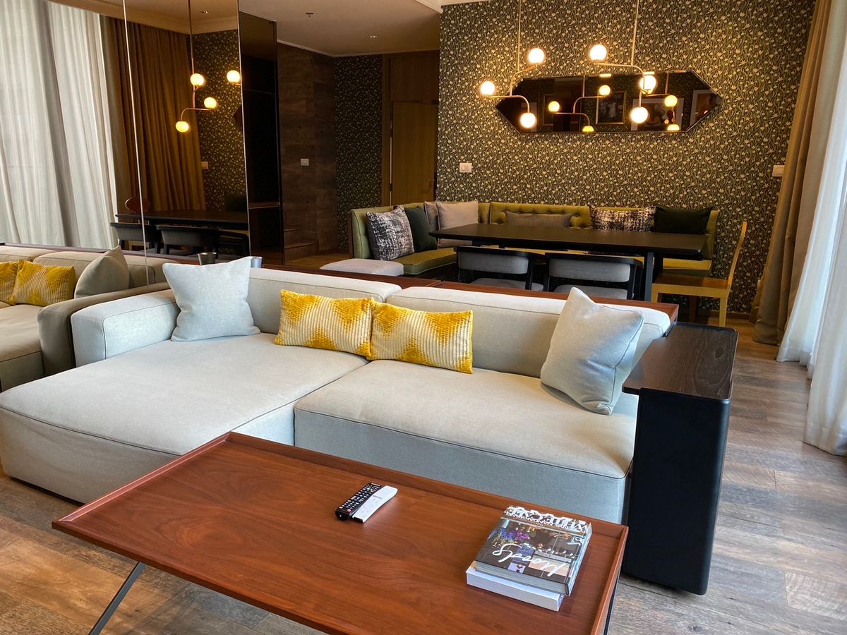 For RentCondoWitthayu, Chidlom, Langsuan, Ploenchit : Noble Ploenchit, Duplex Penthouse for rent! ! Living at it's finest