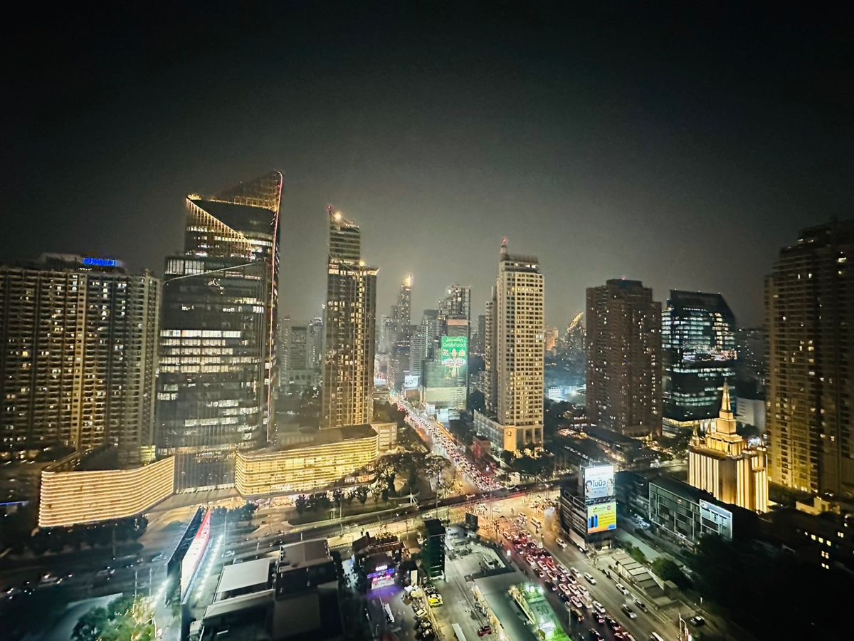 ให้เช่าคอนโดพระราม 9 เพชรบุรีตัดใหม่ RCA : Owner post for rent เจ้าของปล่อยเช่า Life asoke ชั้นสูงแต่งสวย