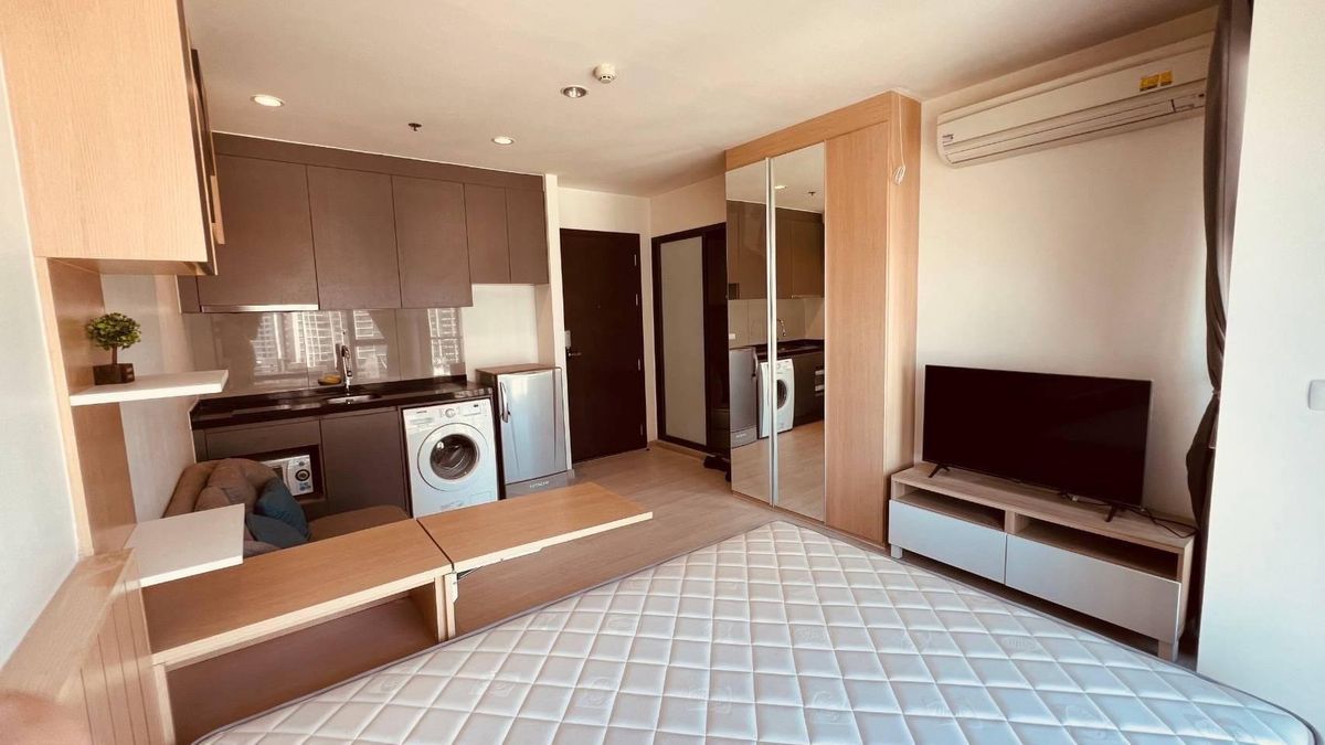 For RentCondoRama9, Petchburi, RCA : For Rent RHYTHM  ASOKE 22sqm fully furnished 14,000 baht