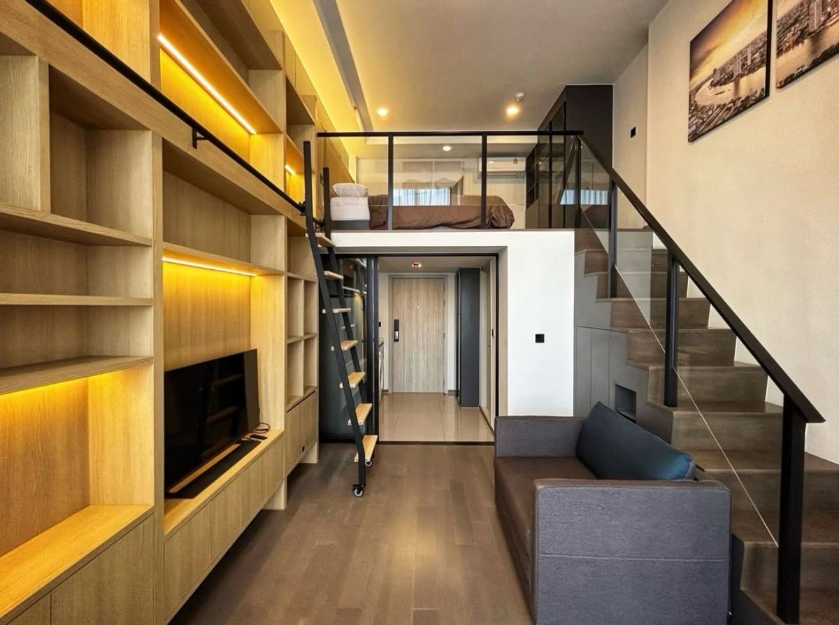 ให้เช่าคอนโดสยาม จุฬา สามย่าน : RENT | ให้เช่า Park Origin Chula - Samyarn (พาร์ค ออริจิ้น จุฬา - สามย่าน) ห้อง Loft Duplex หายาก 1 ห้องนอน 35 ตร.ม. ชั้น 20 

Line : @livestep (มี@นำหน้า)