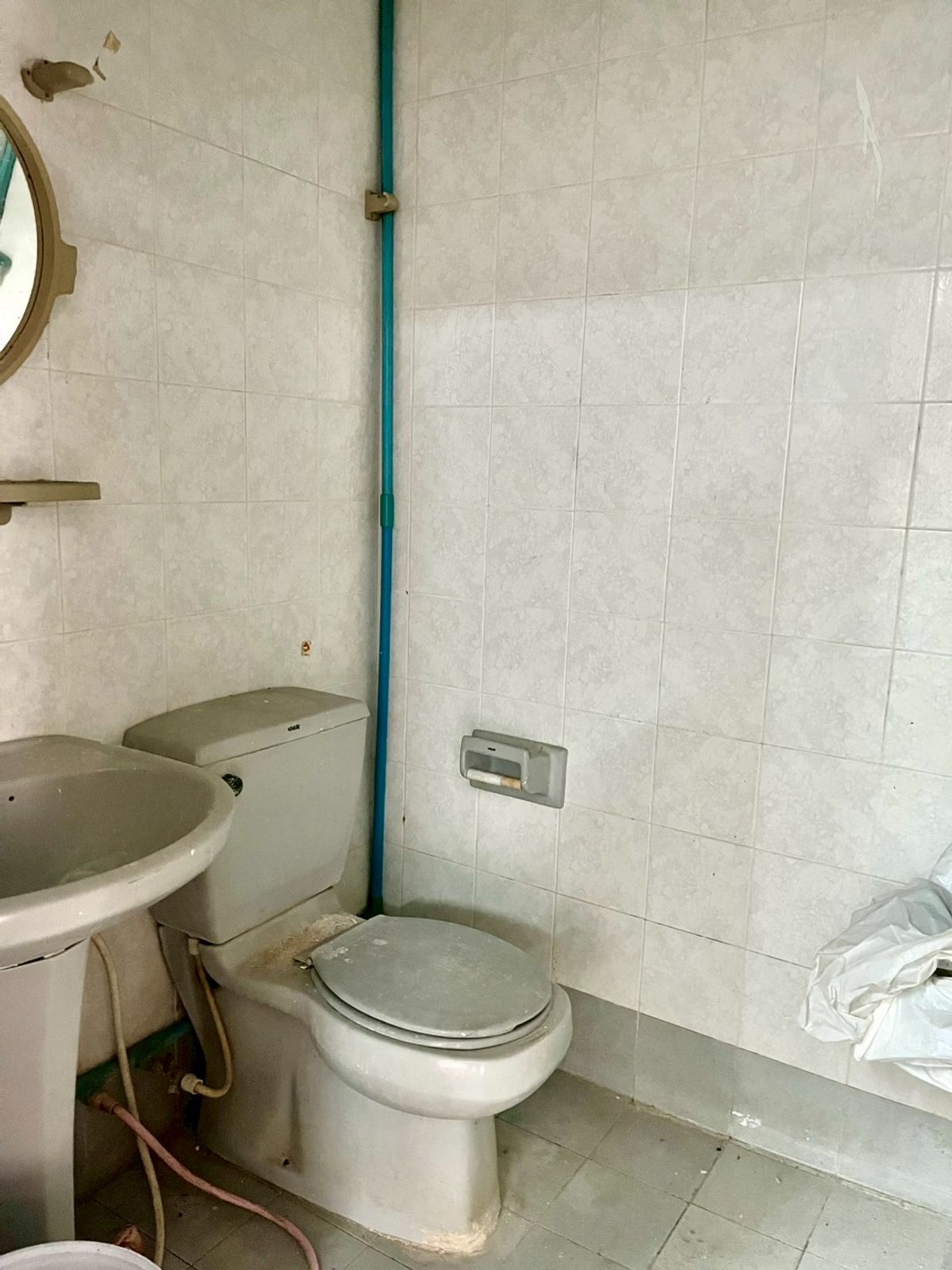 ขายทาวน์โฮมสมุทรปราการ สำโรง : ขายทาวน์โฮม 3 ชั้น สไตล์โรมัน หมู่บ้านร่มเย็นวิลล์ เนื้อที่ 24 ตารางวา 4 ห้องนอน ตำบลบางเมือง อำเภอเมืองสมุทรปราการ จังหวัดสมุทรปราการ