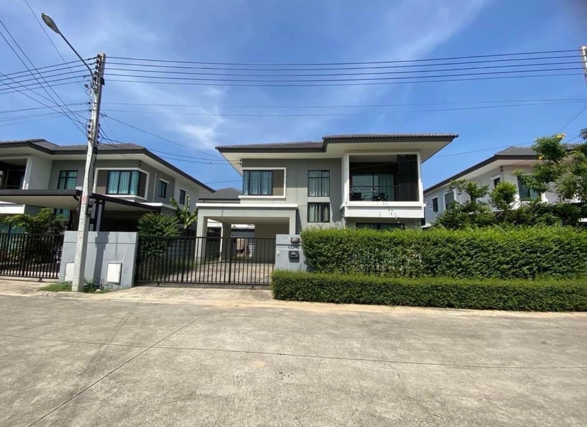ให้เช่าบ้านปทุมธานี รังสิต ธรรมศาสตร์ : ให้เช่า For rent / ขาย For sell  บ้านเดี่ยว 2 ชั้น 2-Storey Detached house พร้อมเฟอร์นิเจอร์ Fully furnished 
หมู่บ้าน ดีไลท์ ดอนเมือง-รังสิต 