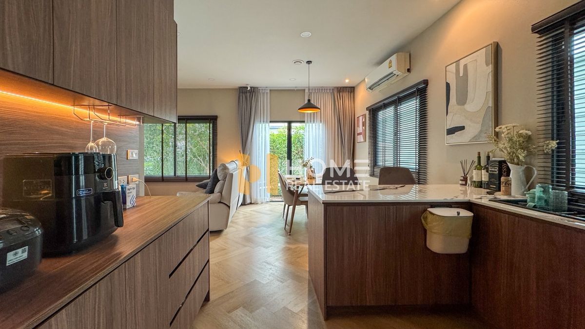 For RentHouseSamut Prakan,Samrong : Grand Britania, Bang Na - Suvarnabhumi / 4 Bedrooms (Rental), Grand Britania Bangna - SUVARNAPUMI / 4 Bedrooms (For Rent) AIM054