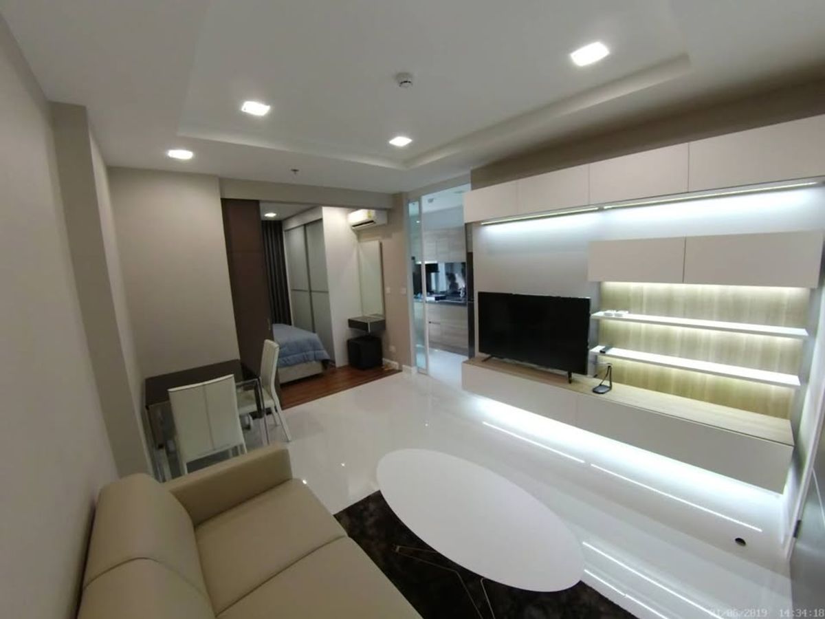 For RentCondoSamut Prakan,Samrong : For rent 🔥 The Metropolis Samrong Interchange 🔥 near BTS Samrong, complete with furniture and appliances