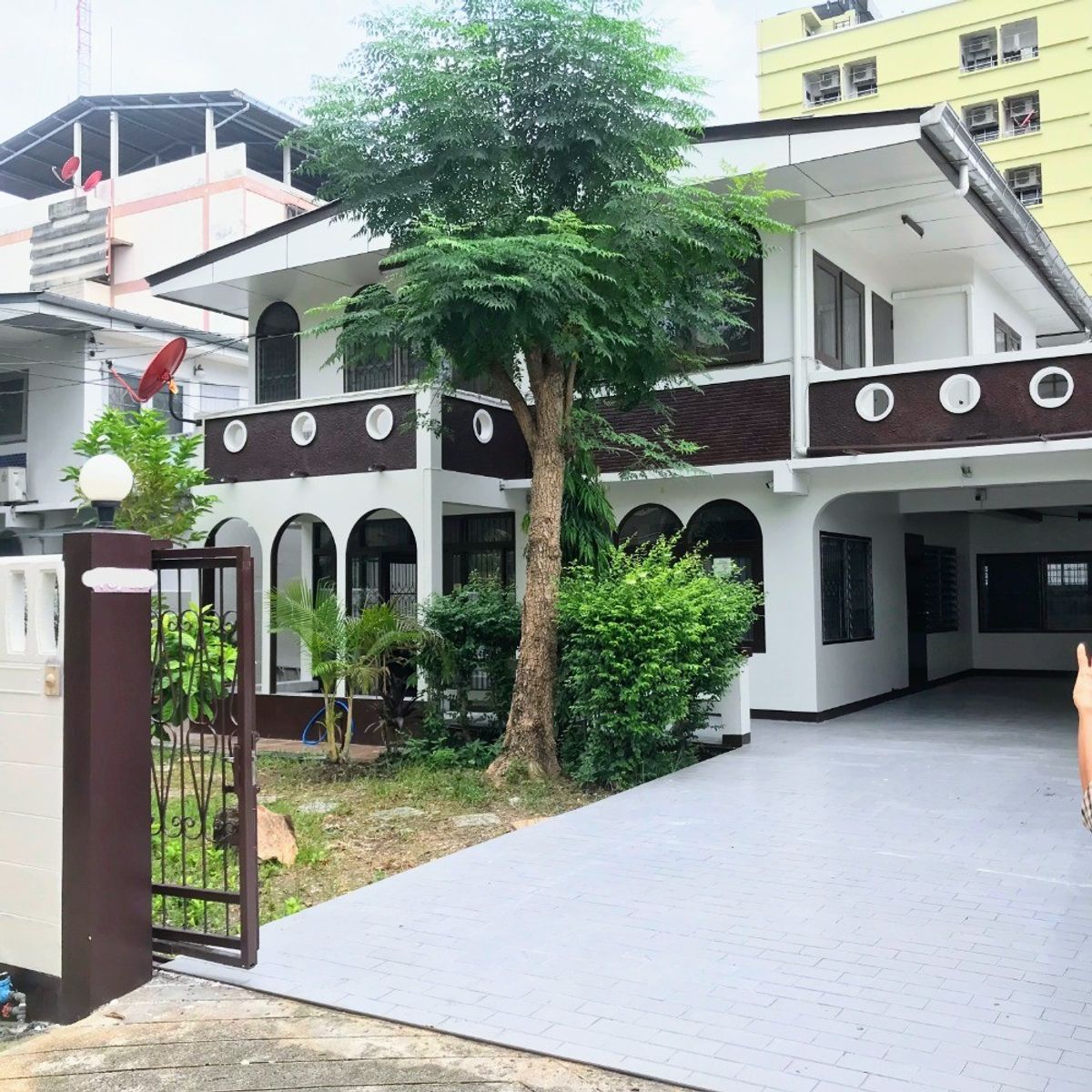 ให้เช่าบ้านรัชดา ห้วยขวาง : ให้เช่า บ้านเดี่ยว ทำเลดี  รัชดา-ลาดพร้าว