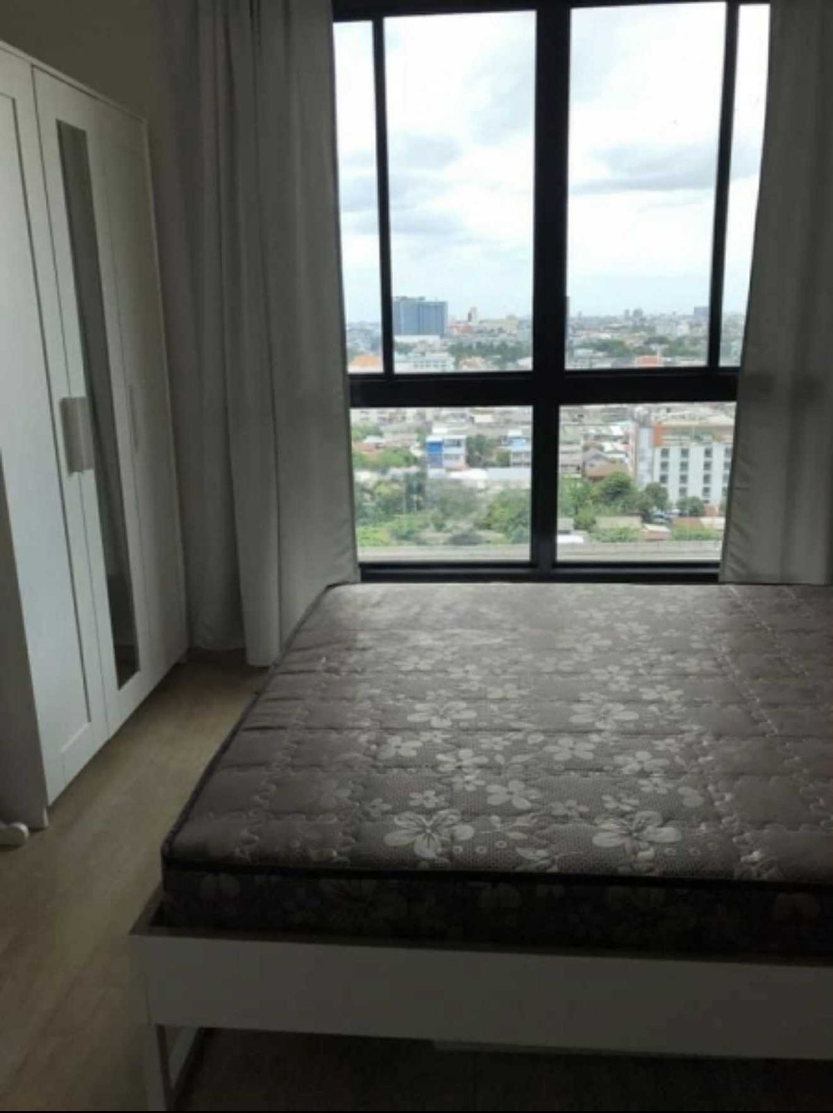 For SaleCondoThaphra, Talat Phlu, Wutthakat : SOM1002 asset code for sale Ideo Sathorn-Thapra