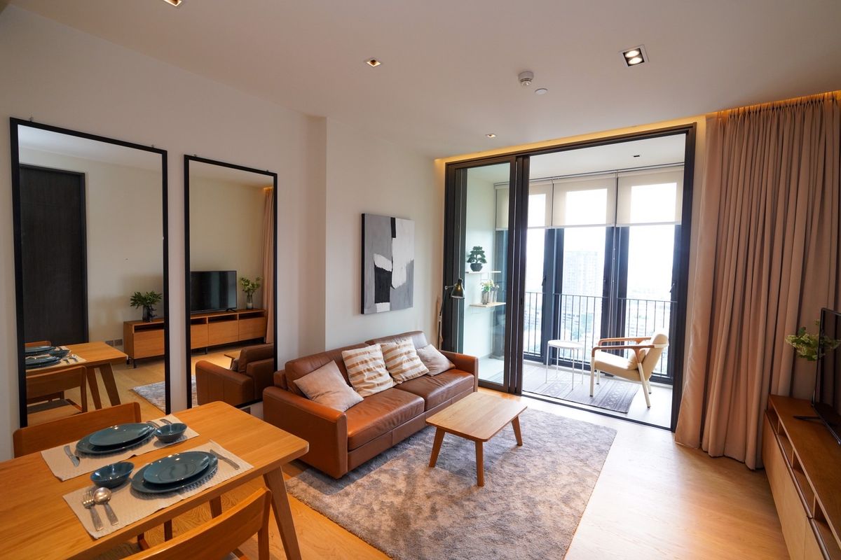 For RentCondoSukhumvit, Asoke, Thonglor : 💎 Beatniq Sukhumvit 32 – Luxury 1-Bedroom Condo  High Floor, Stunning View, Fully Furnished, Private & Peaceful  Just 3-Min Walk to BTS Thonglor