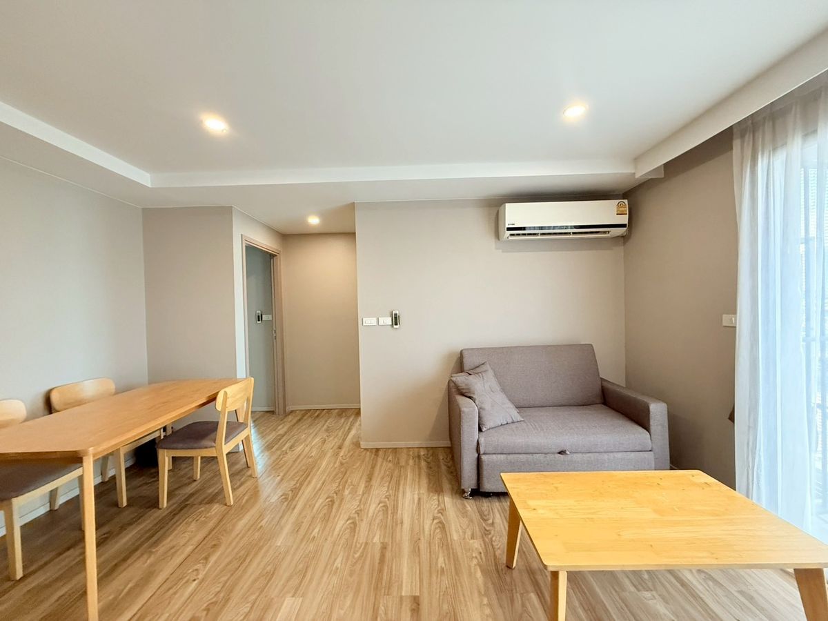 ให้เช่าคอนโดสาทร นราธิวาส : 🏢 ให้เช่า | Blossom Condo @ สาทร-เจริญราษฎร์ 