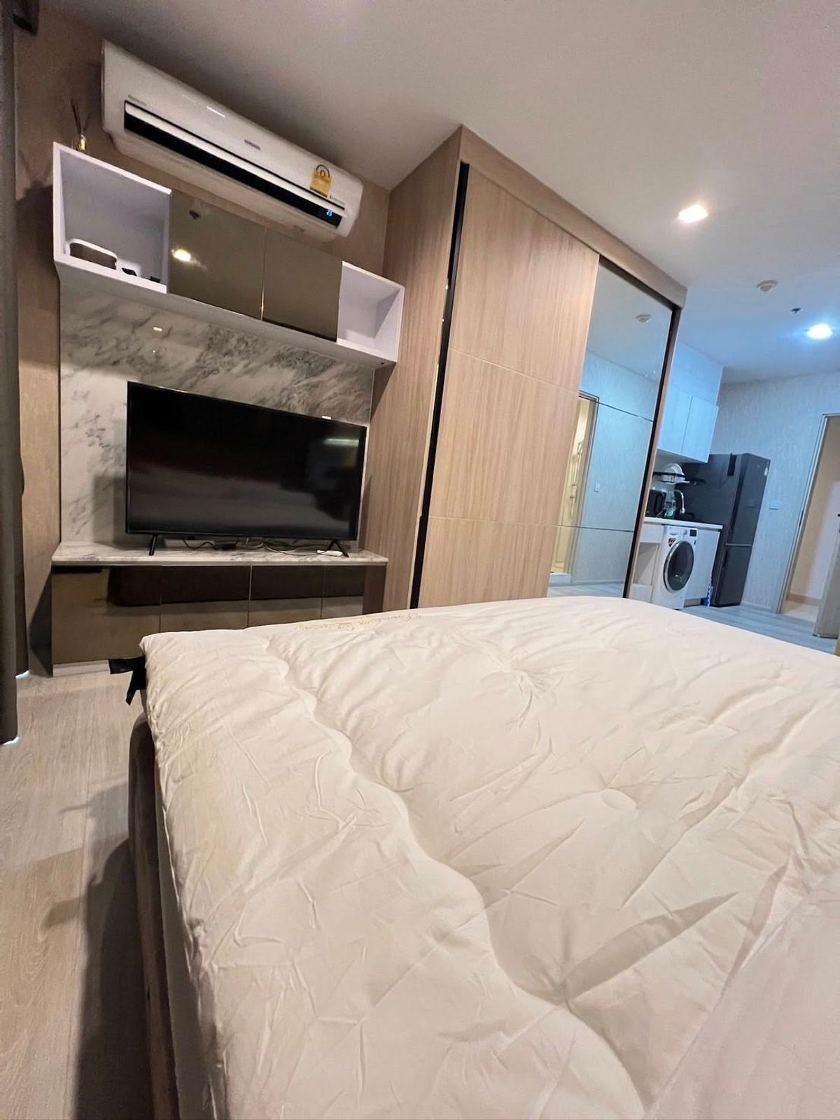 ให้เช่าคอนโดวิทยุ ชิดลม หลังสวน : Life One Wireless【𝐑𝐄𝐍𝐓】🔥ห้องเรียบหรู บรรยากาศสงบกลางย่านธุรกิจ เชื่อมต่อทุกจุดได้ง่ายในไม่กี่ก้าว🔥  ติดต่อไลน์ไอดี: @hacondo