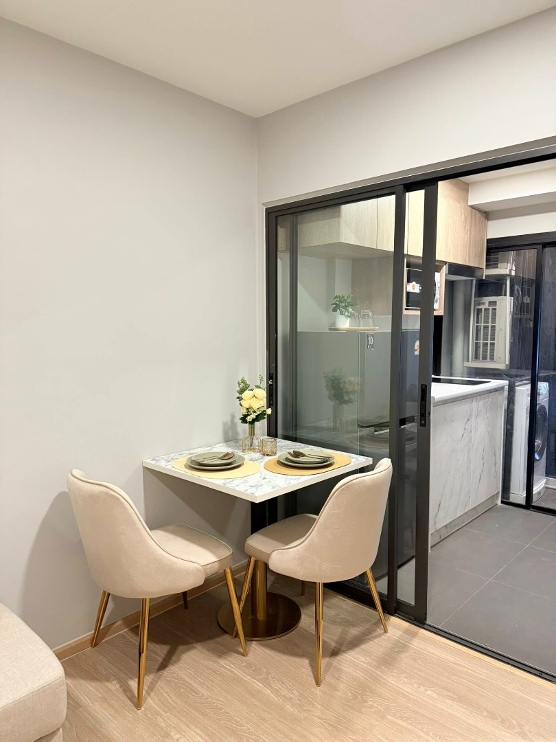 ให้เช่าคอนโดรัชดา ห้วยขวาง : 🔥ให้เช่าด่วน🔥เดอะ โมเมนต์ รัชดา 19 Low Rise ให้ความเป็นส่วนตัว  เฟอร์นิเจอร์ครบพร้อมเข้าอยู่ 