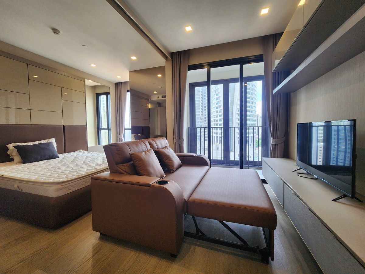 For RentCondoSukhumvit, Asoke, Thonglor : * For Rent* Ashton Asoke Near MRT Asoke (PTR1220)
