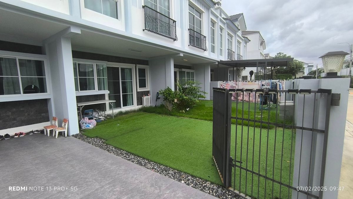 ให้เช่าทาวน์โฮมบางนา แบริ่ง ลาซาล : โอกาสทอง! ให้เช่า 3 หลังติดกัน Indy 2 บางนา-รามคำแหง 2  ทำออฟฟิศได้! เฟอร์ครบ ทำเลดีเยี่ยม!.