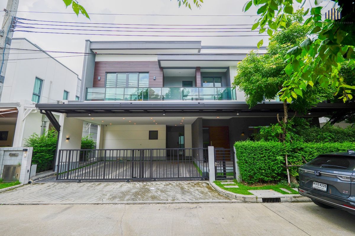 ขายบ้านลาดกระบัง สุวรรณภูมิ : ขายบ้านเดี่ยวหรู โครงการ The City Sukhumvit-Onnut (เดอะซิตี้ สุขุมวิท-อ่อนนุช) แบบบ้าน URBANITE หลังใหม่เอี่ยม! ไม่เคยเข้าอยู่ พร้อมเฟอร์นิเจอร์บิ้วอิน พื้นที่กว้างขวาง ทำเลพรีเมียม เดินทางสะดวก เนื้อที่ 72.1 ตร.ม.
