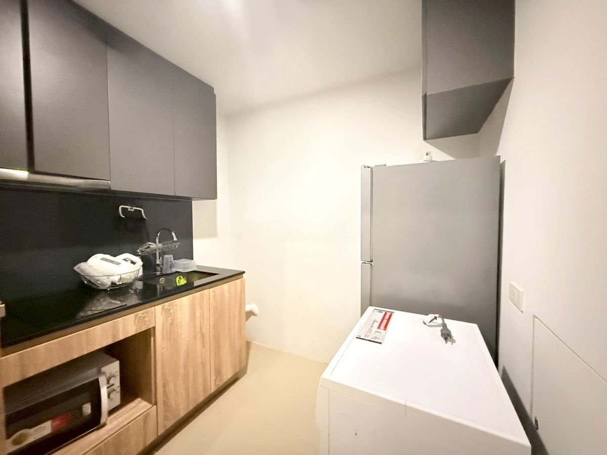 ให้เช่าคอนโดสาทร นราธิวาส : 🏢 ให้เช่า | Blossom Condo @ สาทร-เจริญราษฎร์ 