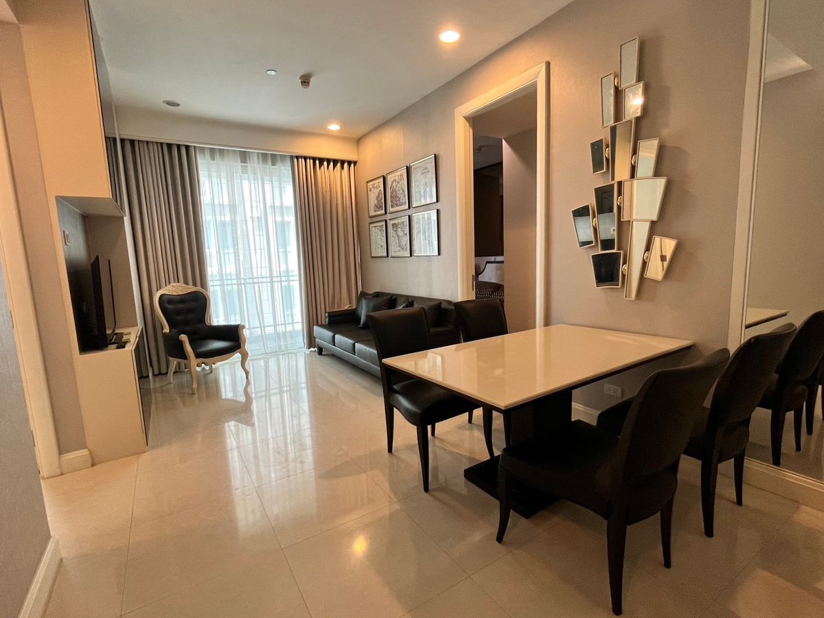 For RentCondoWitthayu, Chidlom, Langsuan, Ploenchit : For Rent 2 Bed 2 Bath Condo Q Langsuan