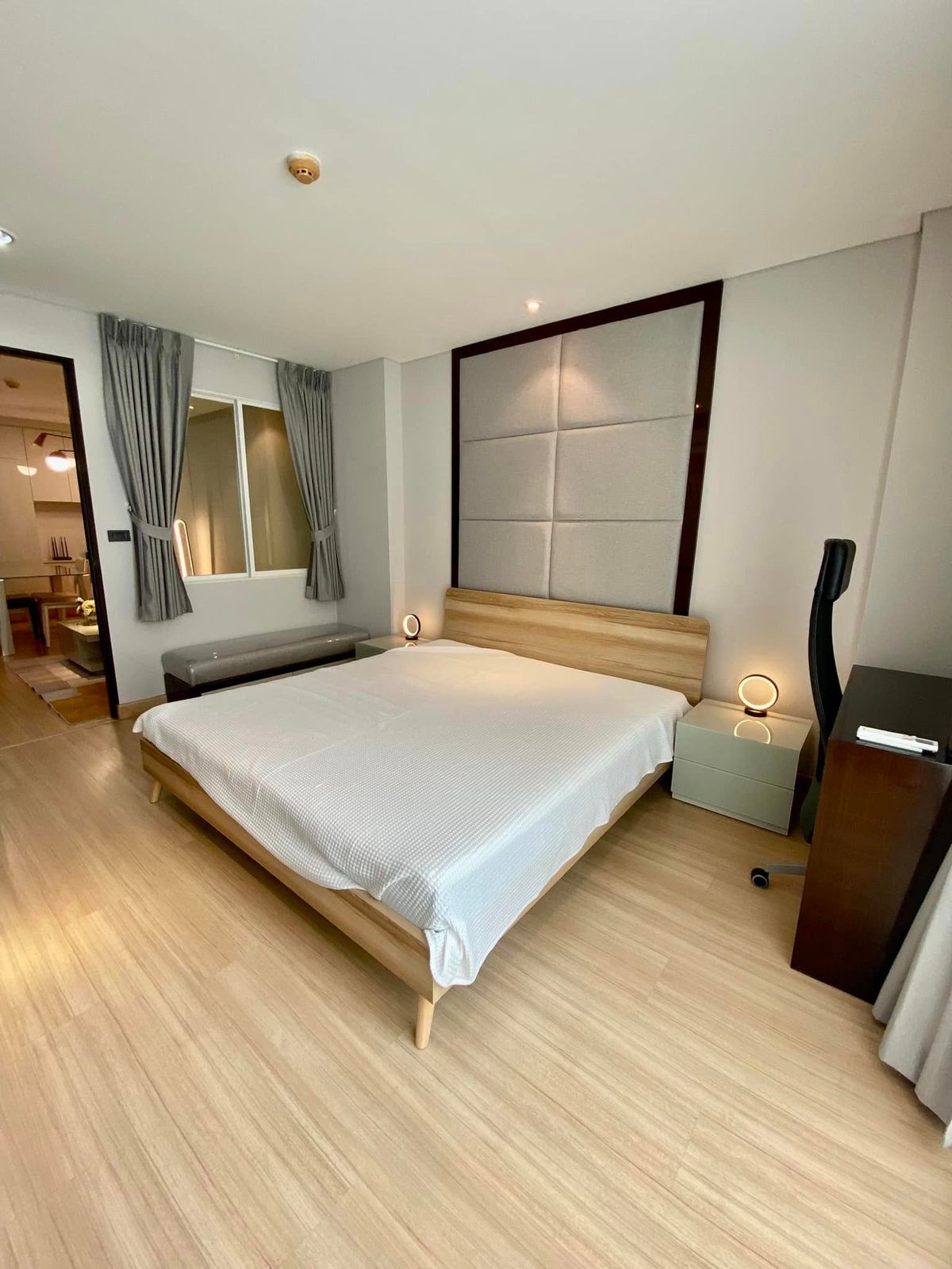 For SaleCondoRatchathewi,Phayathai : The Address Pathumwan【𝐒𝐄𝐋𝐋 & 𝐑𝐄𝐍𝐓】🔥Simple and luxurious design, complete furniture in every corner, city view from the room at all times🔥  Contact Line ID: @hacondo