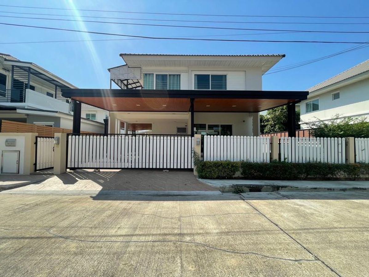 ให้เช่าบ้านลาดกระบัง สุวรรณภูมิ : #For rent #ให้เช่าบ้าน  Perfect Place Sukhumvit 77-Suvarnabhumi เฟอร์เฟคเพลส สุขุมวิท77-สุวรรณภูมิ ( เฟส 5 ) ใกล้ห้าง Robinson // Paseo // little walk  #ใกล้711 #ใกล้สุวรรณภูมิ #เฟอร์ครบ #ฟรีwifi 