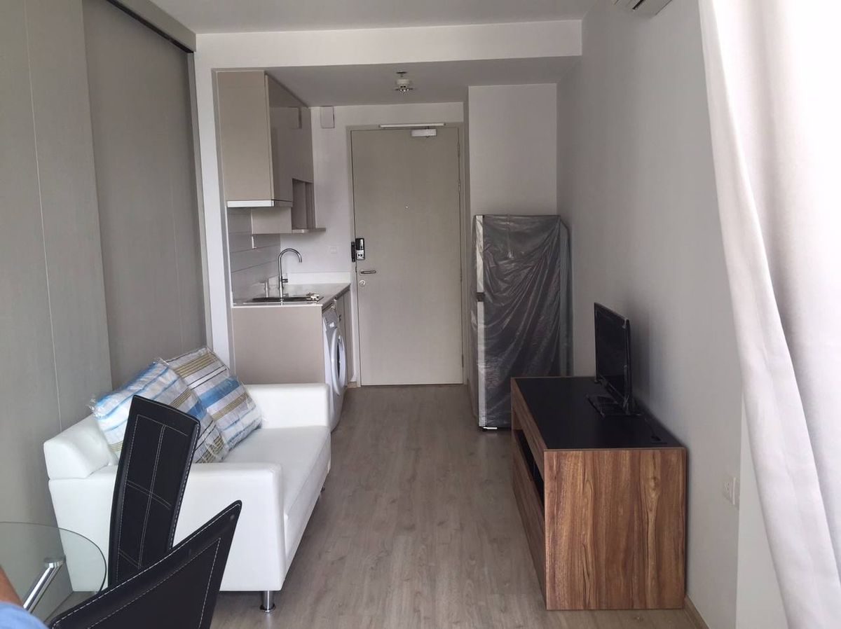 For SaleCondoRatchathewi,Phayathai : Ideo Q Ratchathewi【𝐒𝐄𝐋𝐋 & 𝐑𝐄𝐍𝐓】🔥Warm room tone, design, with balcony to open to the city view🔥  Contact Line ID: @hacondo