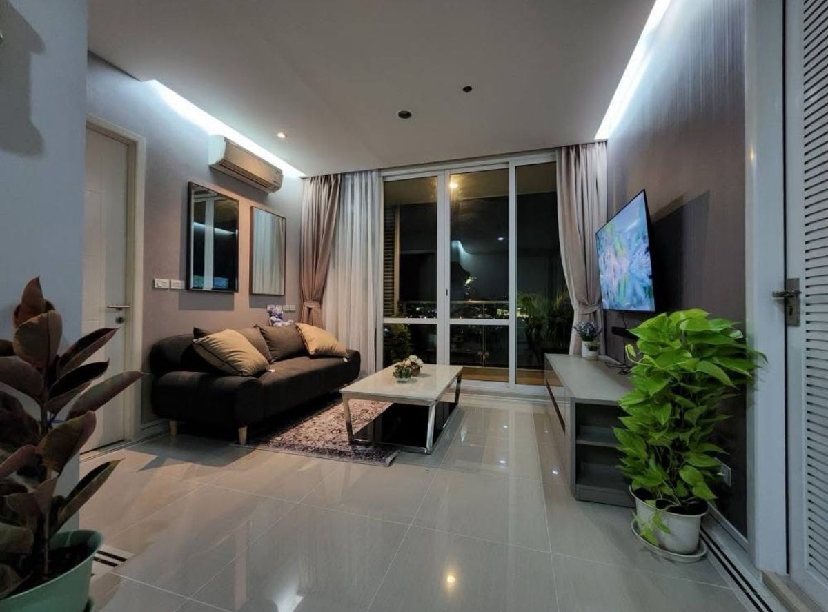 ให้เช่าคอนโดพระราม 9 เพชรบุรีตัดใหม่ RCA : 🔥Rent 2BR 2BR🔥60sqm🔥Floor10🔥33,000/month🔥TC Green 