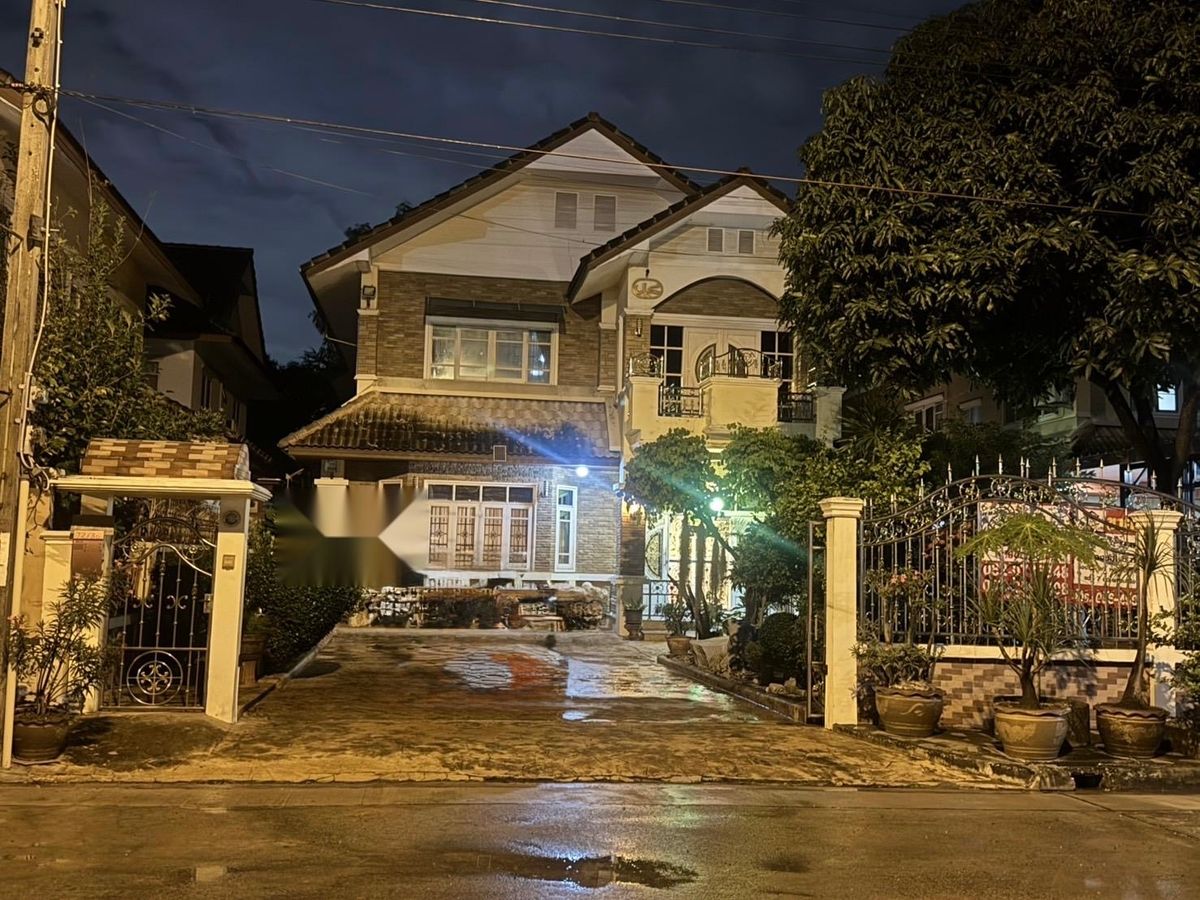 ขายบ้านมีนบุรี-ร่มเกล้า : 🏡 บ้านเดี่ยว 7 ห้องนอน พร้อมอยู่ สวยจัดเต็ม! ทำเลดี ใกล้รถไฟฟ้า มีนบุรี ราคาดีสุดในโครงการ!