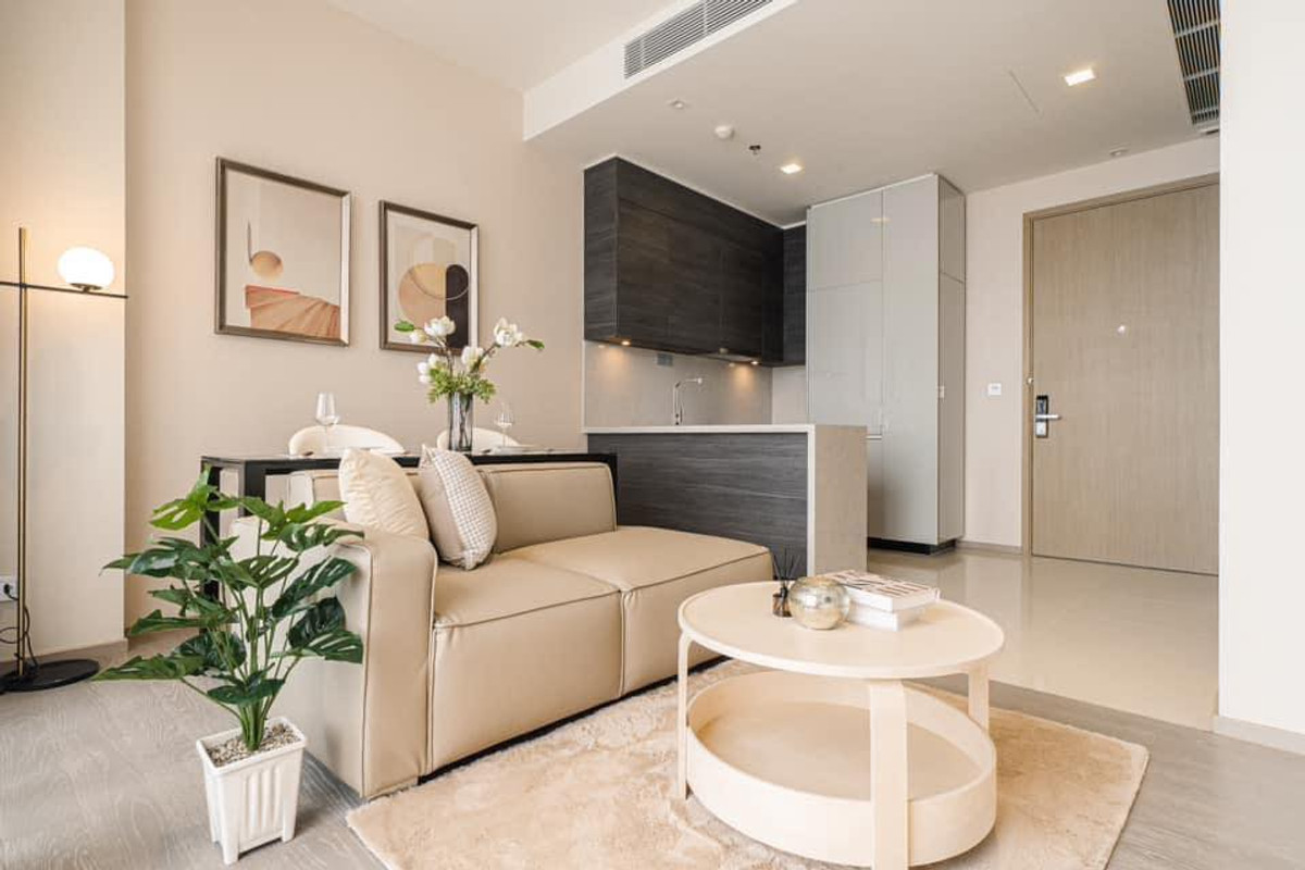 For RentCondoSukhumvit, Asoke, Thonglor : Brand New Luxury Living! 1-BR with Bathtub for Rent @The Esse Asoke. 22nd Floor, Clear View 💎 