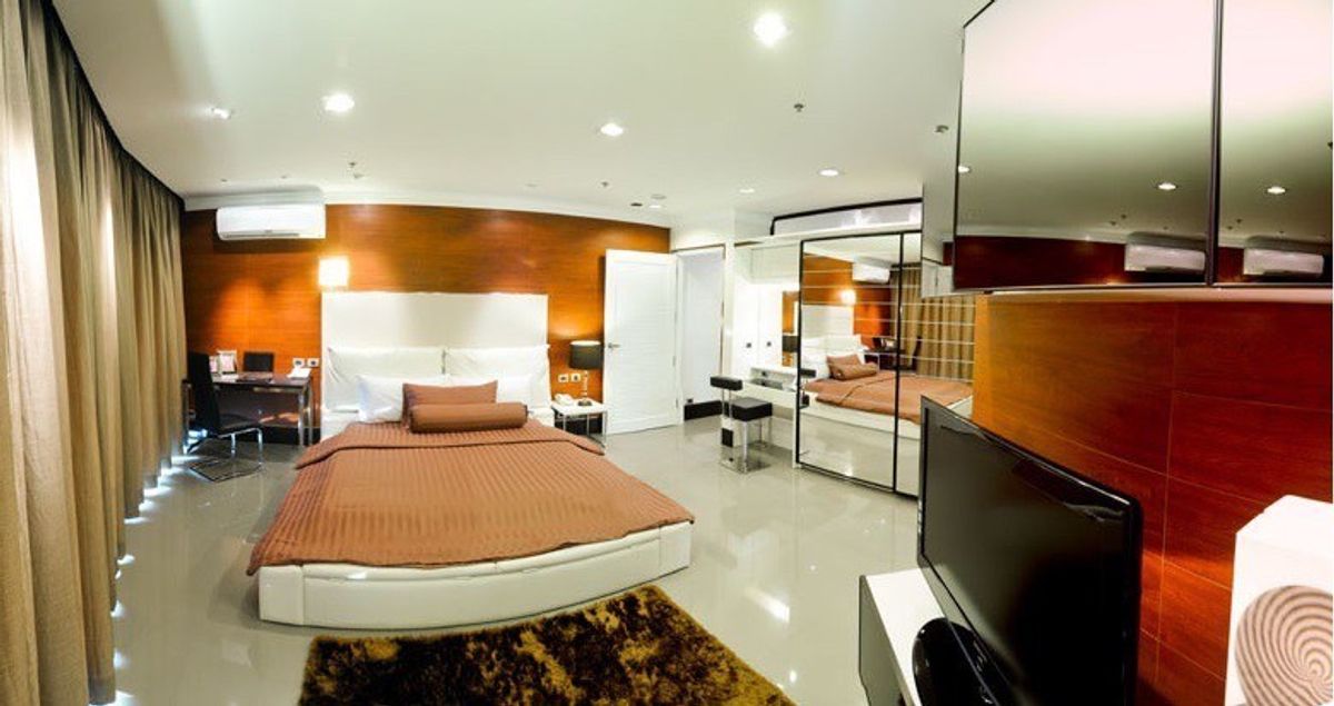 ให้เช่าคอนโดสุขุมวิท อโศก ทองหล่อ : For Rent Condo The Master Centrium Asoke-Sukhumvit  fully furnished (S15-28423)