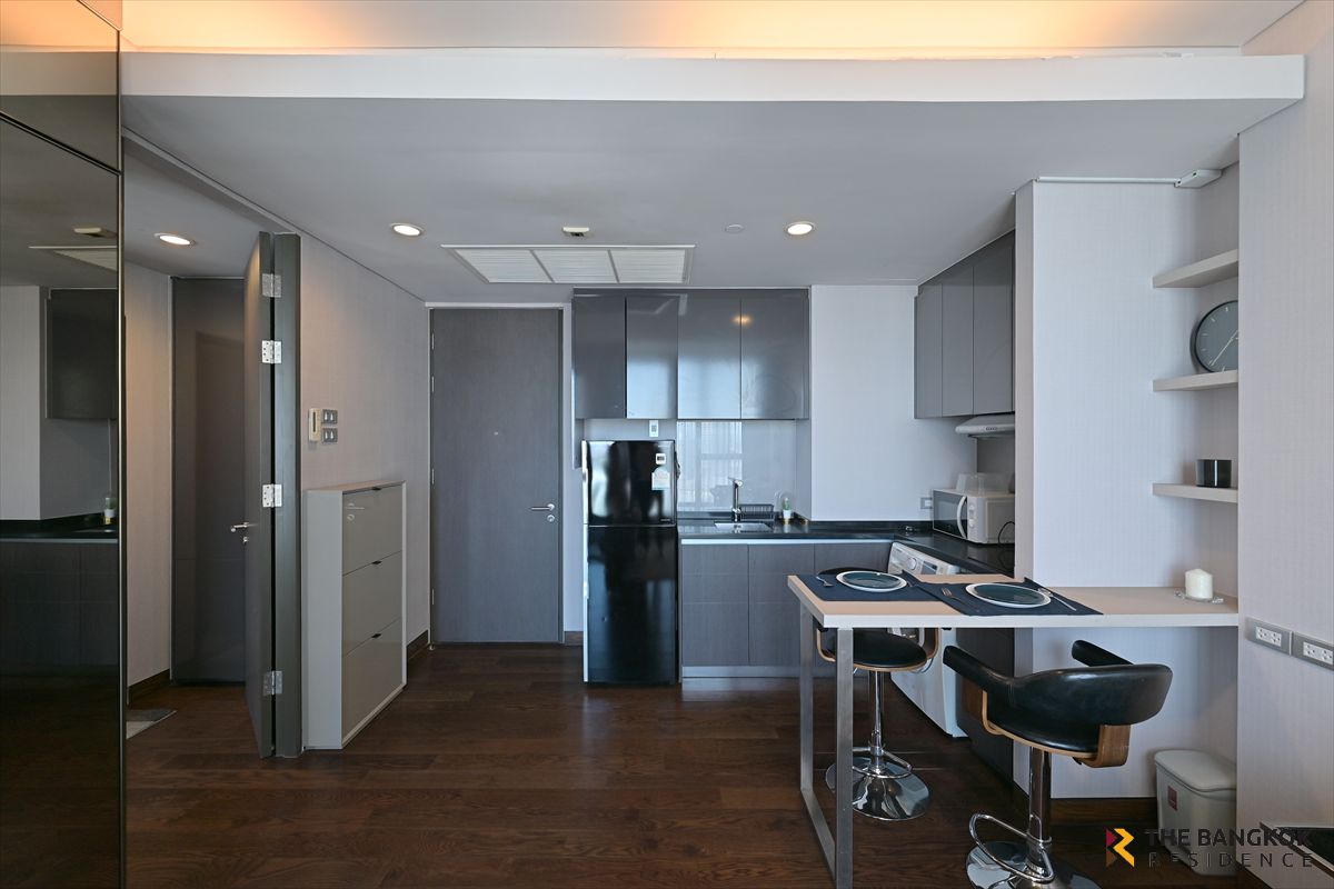 For RentCondoSukhumvit, Asoke, Thonglor : The Lumpini 24 ✨ Condo in Central City at an Affordable Price, Near BTS Phrom Phong