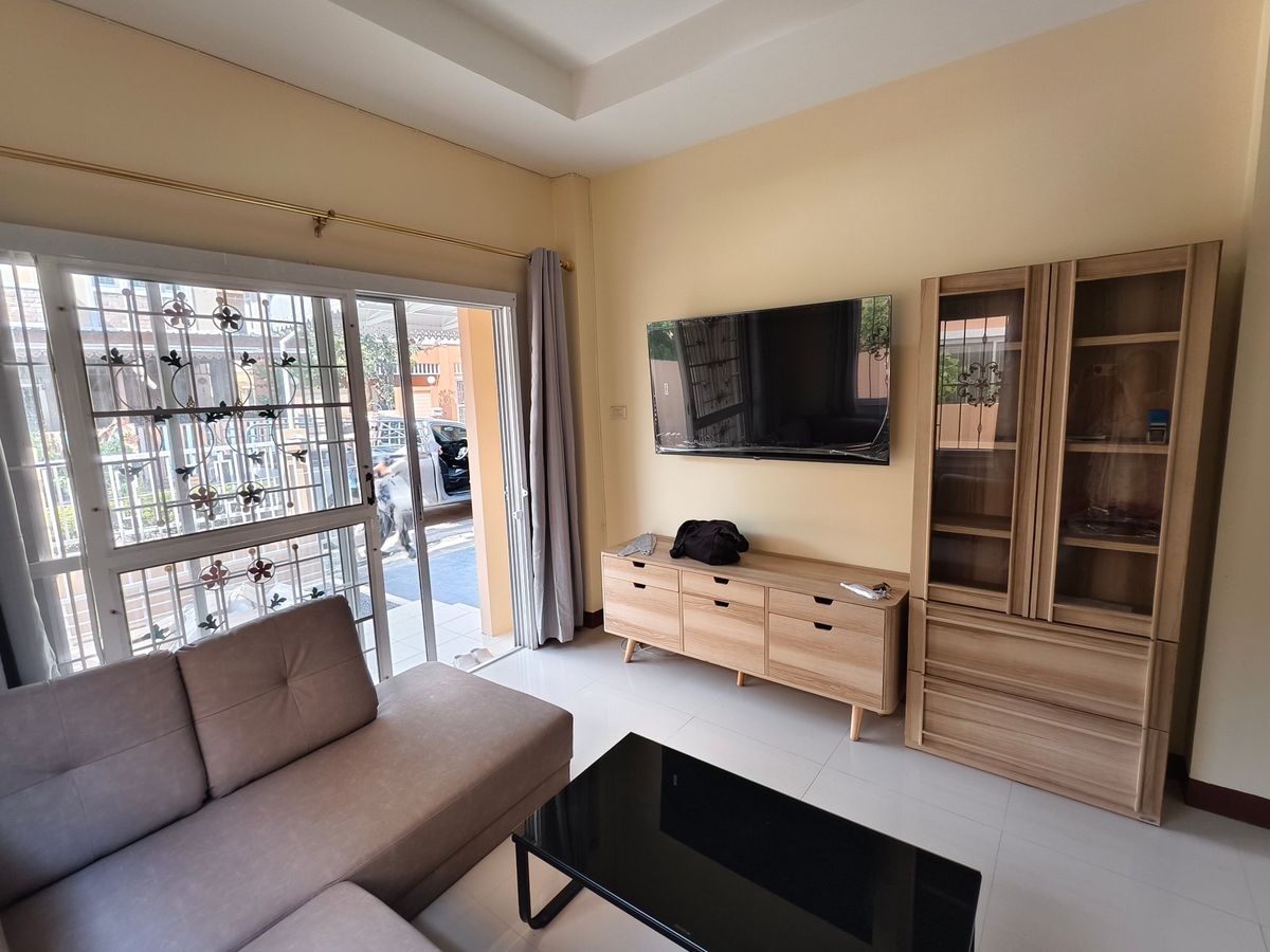 For RentHouseSamut Prakan,Samrong : North 36 Sq. 3 bedrooms, 2 bathrooms, 2 -story house, Panthiya Praeksa