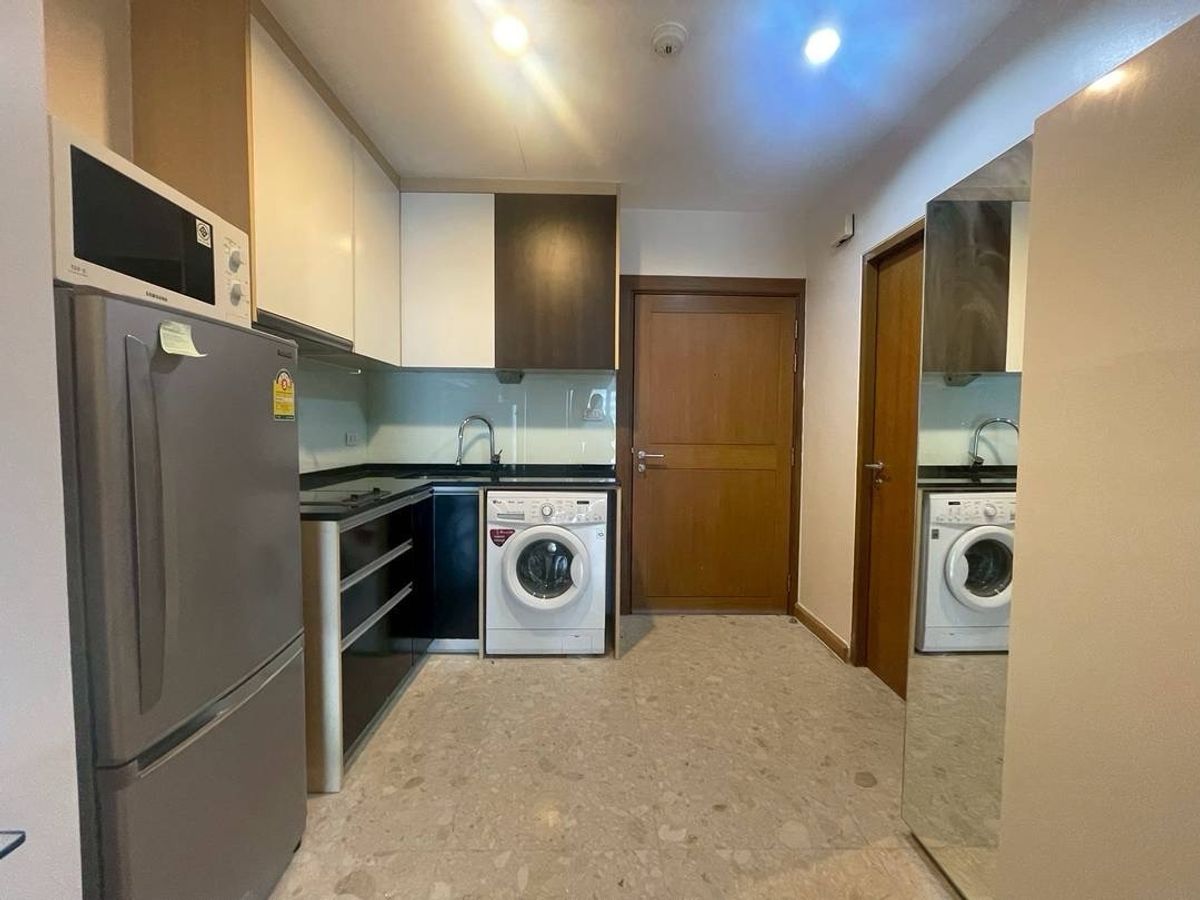 For RentCondoSathorn, Narathiwat : Sathorn Gardens Availble for Rent