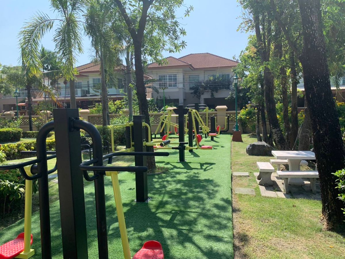 For RentHouseSamut Prakan,Samrong : North 36 Sq. 3 bedrooms, 2 bathrooms, 2 -story house, Panthiya Praeksa