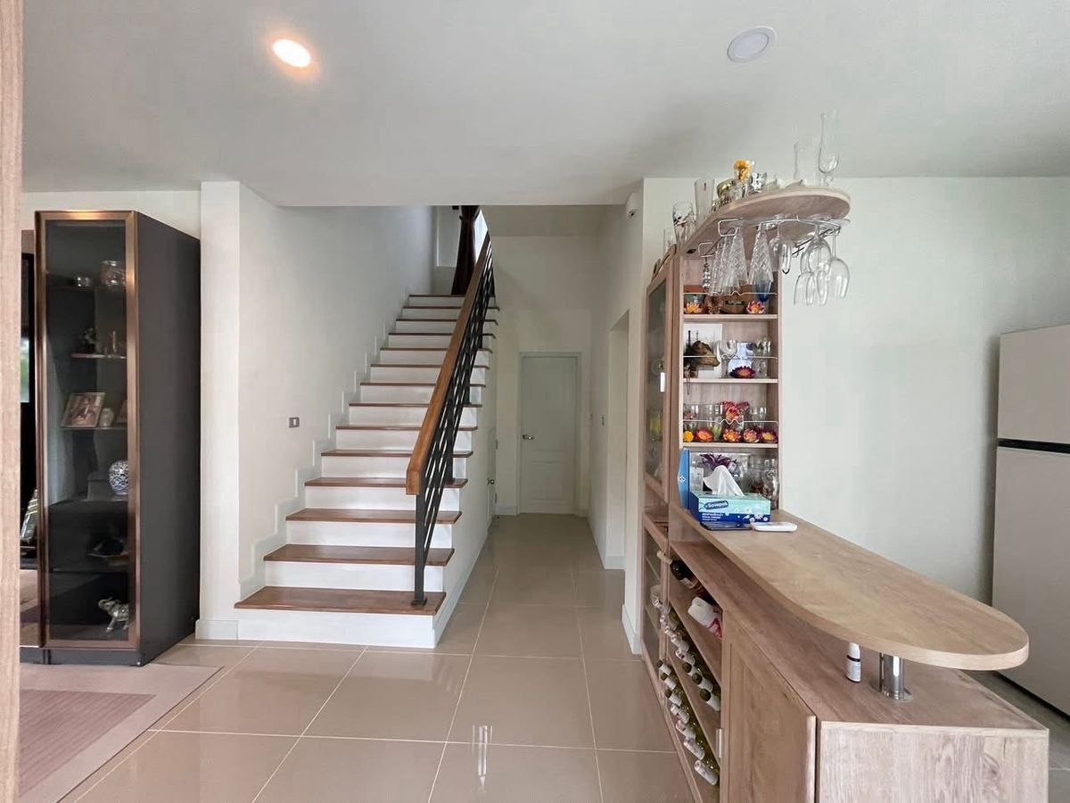 ขายบ้านลาดกระบัง สุวรรณภูมิ : ขายด่วน : บ้านเดี่ยว 2 ชั้น โครงการ เซนโทร อ่อนนุช - สุวรรณภูมิ 