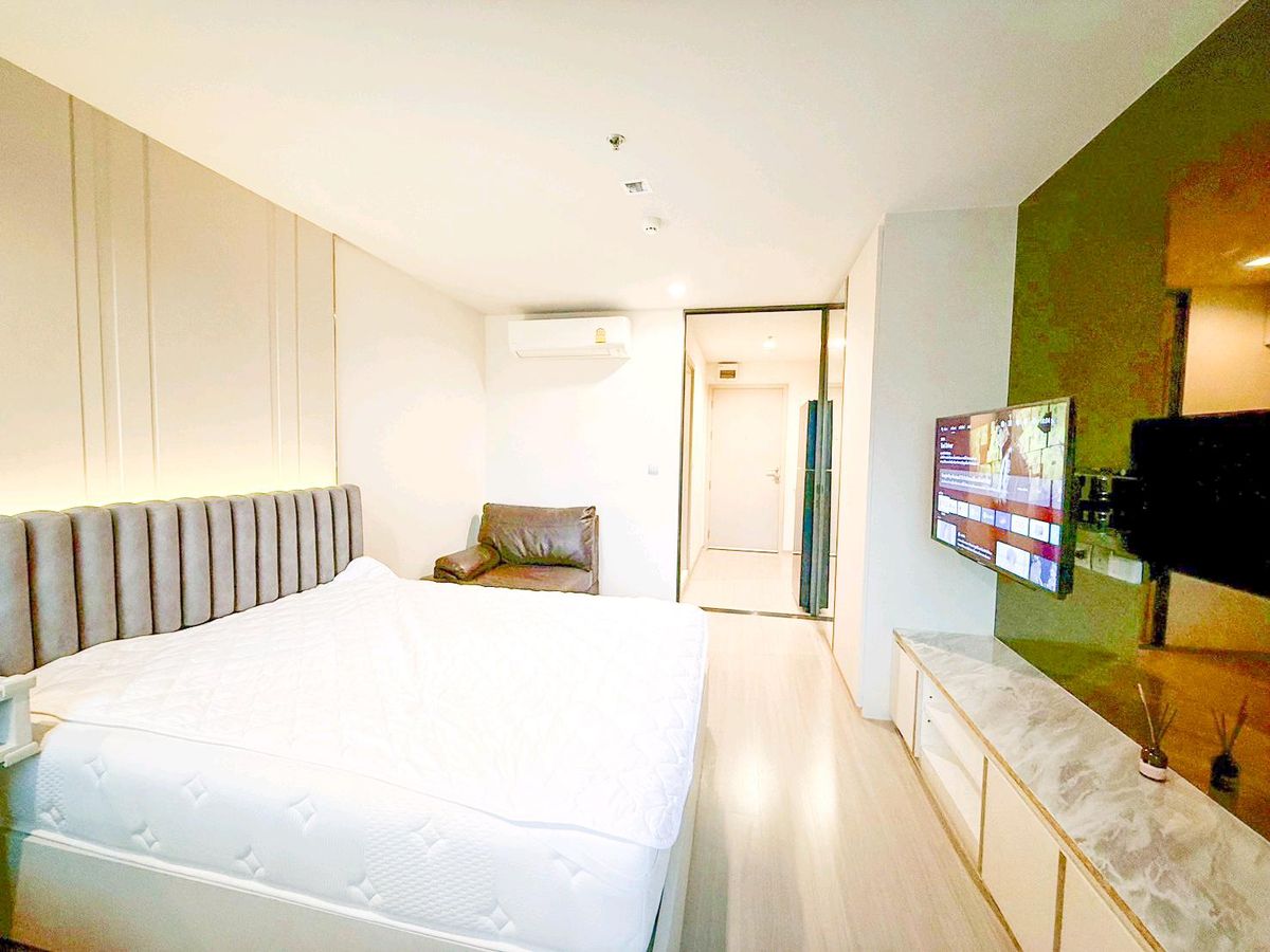 ขายคอนโดลาดพร้าว เซ็นทรัลลาดพร้าว : ขายถูก 28.56 ตรม.ห้องสภาพ100% บนชั้น 43 พร้อมเข้าอยู่ (ให้ผู้เช่าอยู่ต่อหรือยกเลิกก็ได้) 