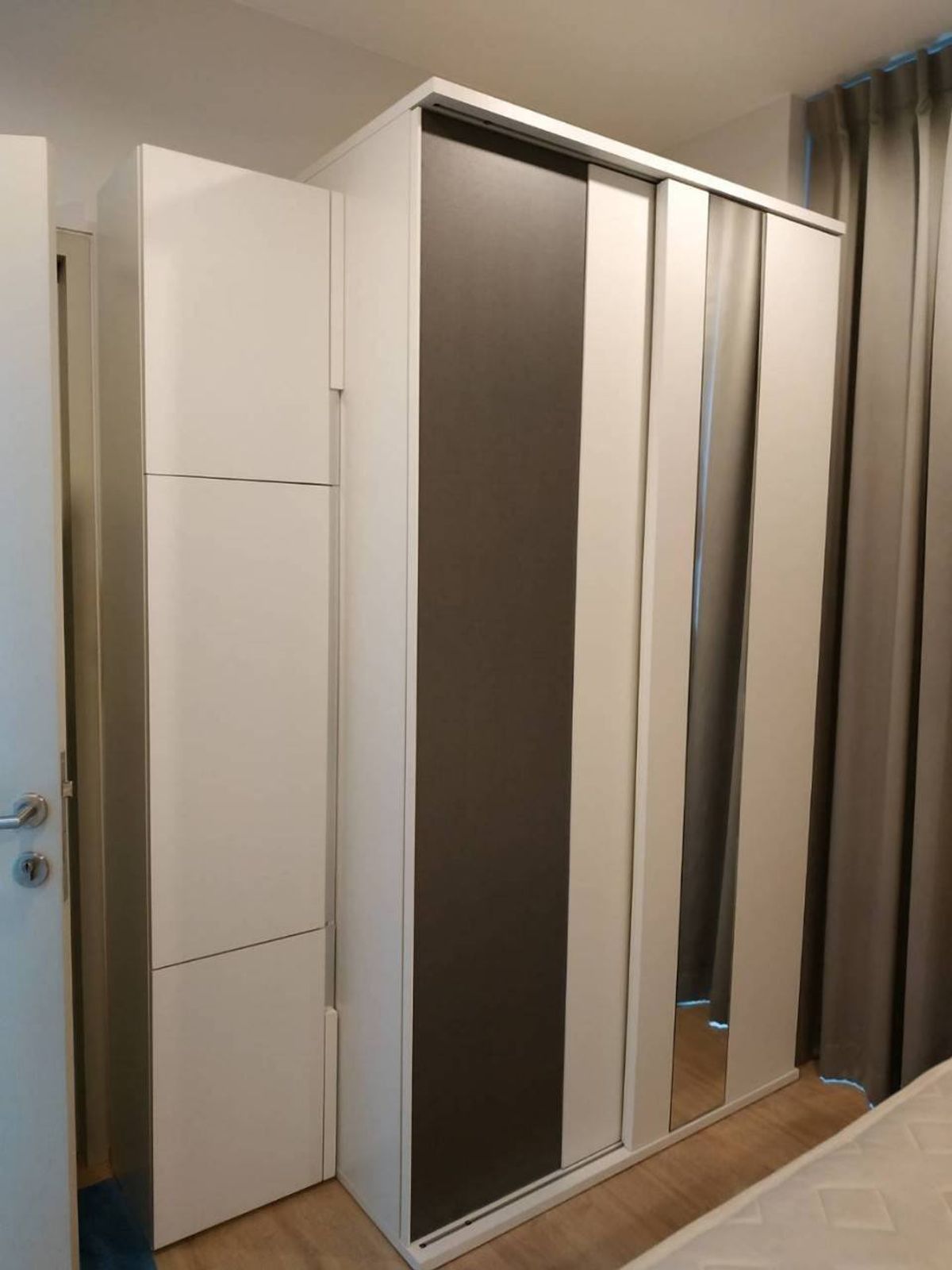 คอนโดราชเทวี พญาไท : Ideo Q Ratchathewi【𝐒𝐄𝐋𝐋 & 𝐑𝐄𝐍𝐓】🔥ห้องมินิมอล บิ้วอินครบ แบ่งฟังก์ชันดี อยู่สบายไม่อึดอัด🔥  ติดต่อไลน์ไอดี: @hacondo