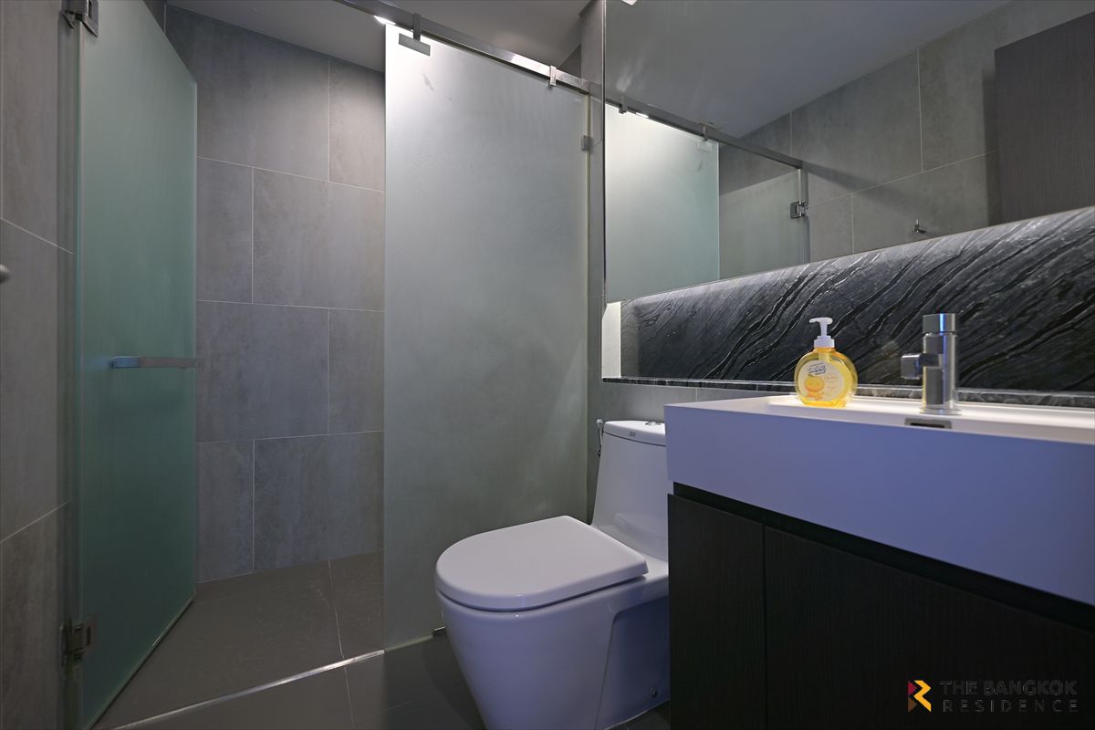 For RentCondoSukhumvit, Asoke, Thonglor : The Lumpini 24 ✨ Condo in Central City at an Affordable Price, Near BTS Phrom Phong