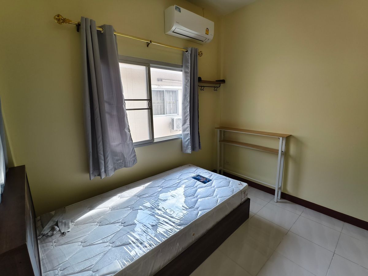 For RentHouseSamut Prakan,Samrong : North 36 Sq. 3 bedrooms, 2 bathrooms, 2 -story house, Panthiya Praeksa
