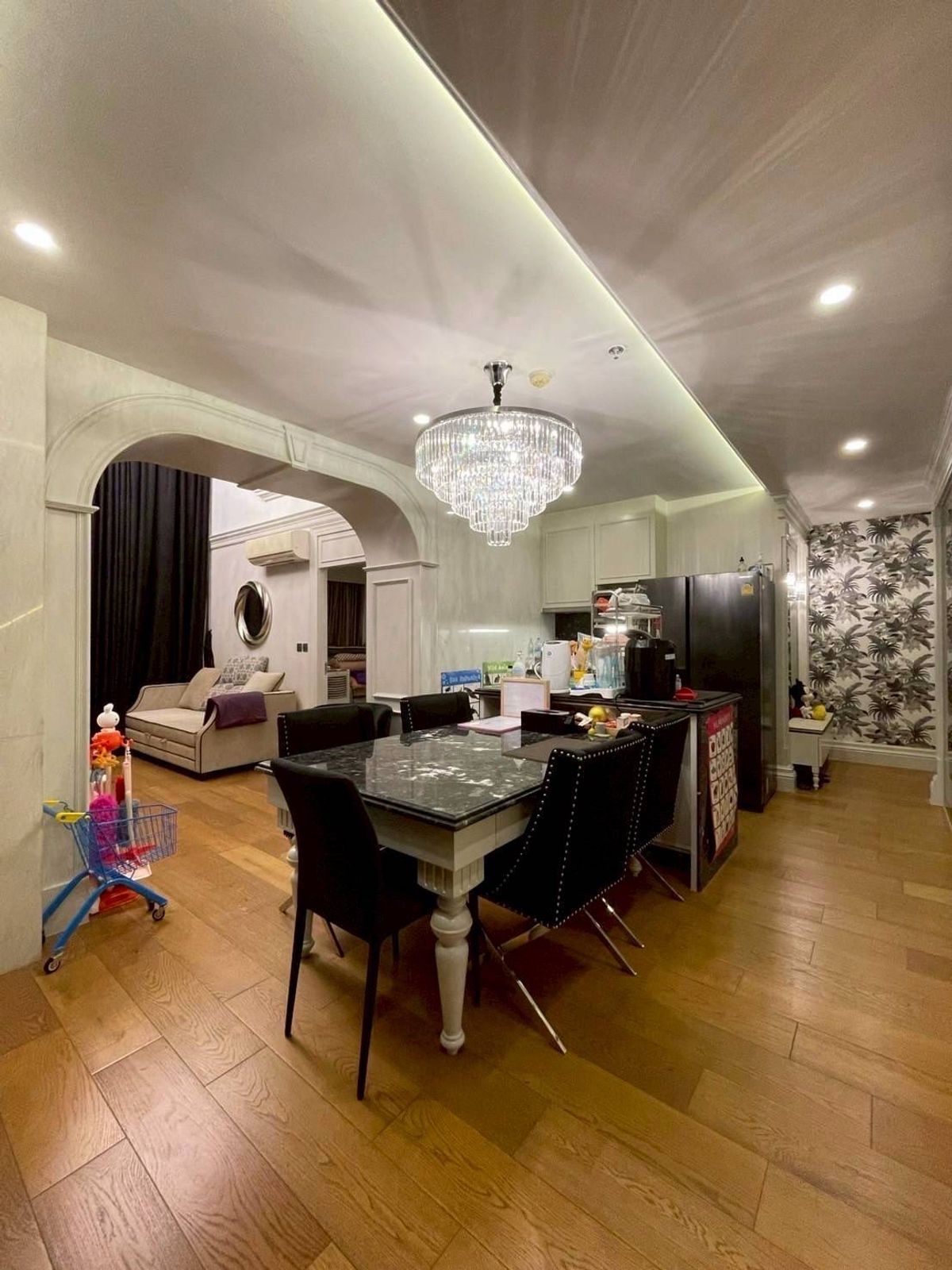 ให้เช่าคอนโดราชเทวี พญาไท : Q Chidlom Eng 中 日 Please add LINE ID @806qphgn o8415o5483